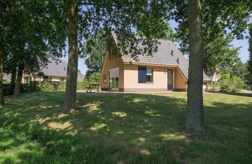 Sondel Casa | Bungalow in Sondel near Slotermeer Lake