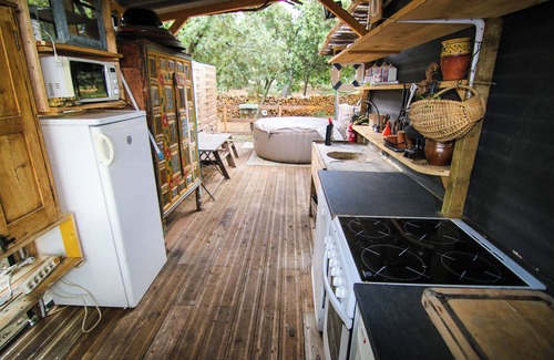 Sorgues Casa | Bungalow in the Heart of the Provençal Countryside