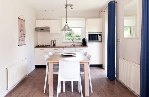 Eernewoude Casa | Bungalow cerca del sitio Alde Feanen