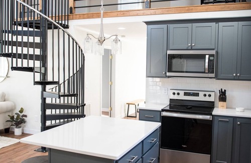 Mount Airy Casa | Bungalow on Broadway & Vine Cozy Home in the heart of Mount Airy/Mayberry