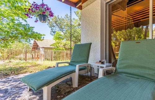 Biscarrosse Casa | Bungalow sous les pins près du Lac