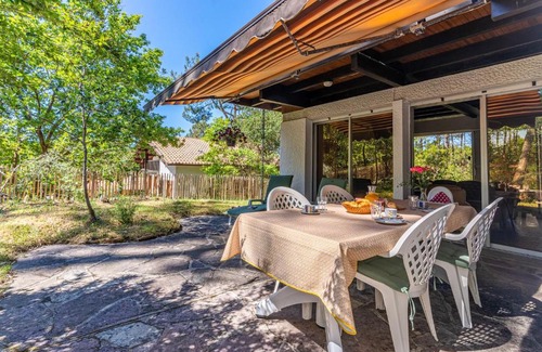 Biscarrosse Casa | Bungalow sous les pins près du Lac