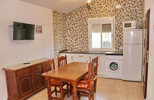 Conil de la Frontera Chalet De Esquí | Bungalow vacacional con WiFi y 2 piscinas
