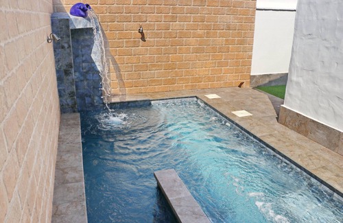 Conil de la Frontera Chalet De Esquí | Bungalow vacacional con WiFi y 2 piscinas