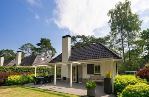 Beekbergen-Zuid Casa | Bungalow with 3 bedrooms and a terrace
