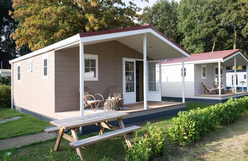Uden Casa | Bungalow con terraza en Bedafse Bergen