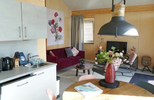 Akkrum Casa | Bungalow with a terrace near the Sneekermeer