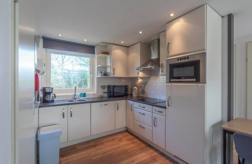 Sint Maartensvlotbrug Casa | Bungalow con sauna y piscina en zona tranquila
