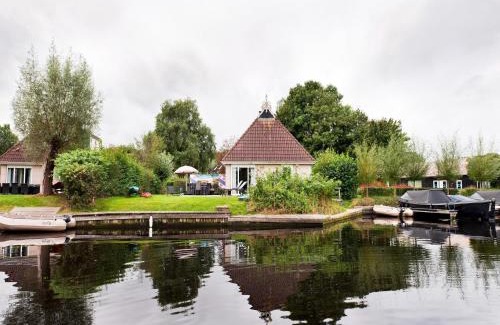 Eernewoude Casa | Bungalow with Sauna & Nature, cleaning included