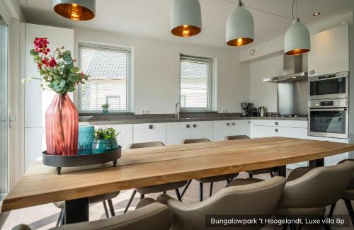 De Koog Complejo | Bungalowpark 't Hoogelandt
