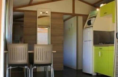 Olmeto Casa | Bungalows y caravanas junto al mar y piscina