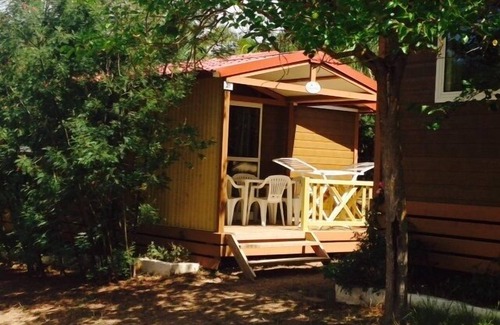 Olmeto Casa | Bungalows y caravanas junto al mar y piscina