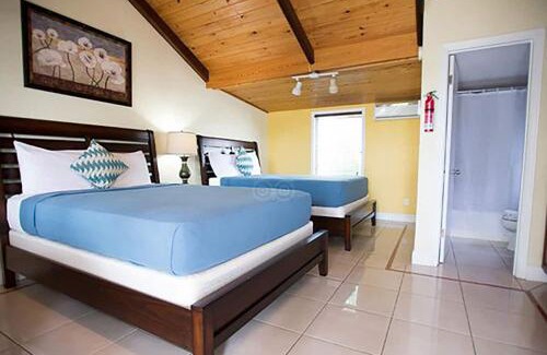 Chenay Bay Complejo | Bungalows On the Bay USVI