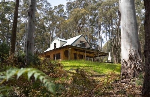 Tolmie Casa | Bunjil Hideaway - 'Cosy Winter Getaway - Beautiful Oasis'