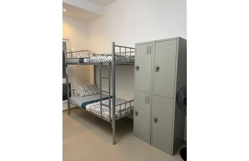 Old Dubai Cama Y Desayuno | Bunk bed@Decent hostel in center of bur dubai