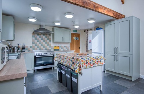 Llangennith Casa | Bunk House - 4 Bedroom - Llangennith