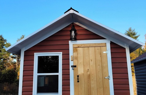 Smiths Corner Cabina | Bunkie Cabin(dbl bed with dbl Bunkie bed) close to Lakes,Zipline,Ski & Vineyards