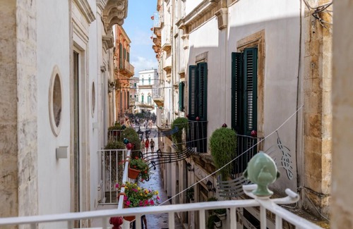 Martina Franca Apartamento | Buone Maniere Exclusive Rooms Ulivo room