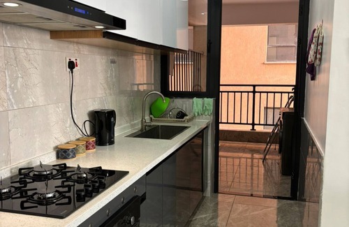 Kilimani Apartamento | Bura Stay: Cozy Comfort with Stunning Nairobi Views