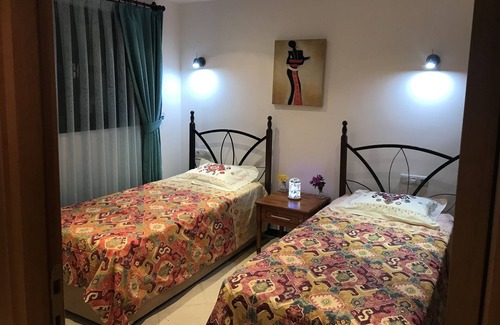Manavgat Casa | CASA DE BURCU / CASA MODERNA CON VISTA A LA MONTAÑA TAURO CERCA DEL MAR