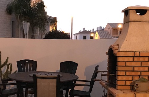 Burgau Villa | Encantadora Villa, muy cerca de la playa, frente al mar, piscina privada. Ver fotos.