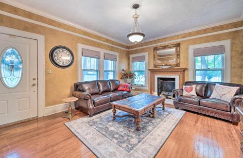 Burgaw Casa | Burgaw House with Large Covered Porch and Swing!