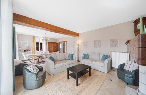 Chambolle-Musigny Casa | Burgundian house near vines and Beaune