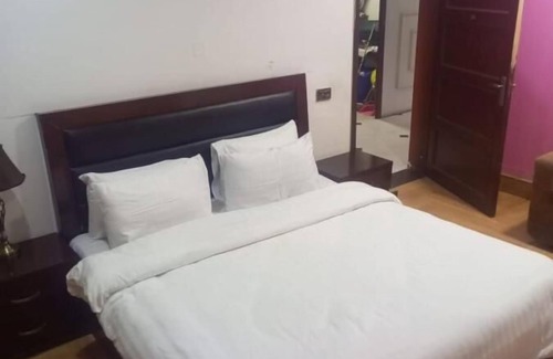 Faisalabad Hotel | BURHAN CENTRE