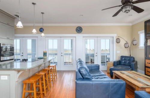 Oceanmarsh Subdivision Casa | Buried Treasure - Great Marsh Views on Harbor!