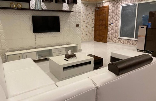Bahria Town Apartamento | Burj Al Bahria Town Luxury Suites
