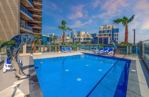 Dubai Sports City Apartamento | Burj Khalifa 3BR-Prime Location