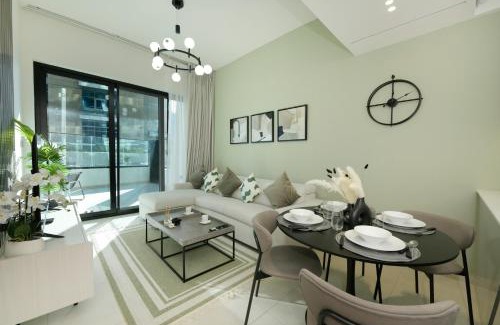 Business Bay Apartamento | Burj Khalifa Poolview 1BR Apartment for 4 people