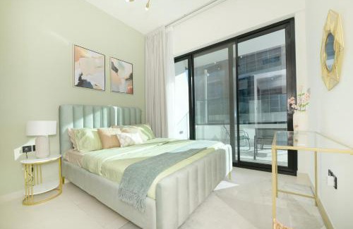Business Bay Apartamento | Burj Khalifa Poolview 1BR Apartment for 4 people