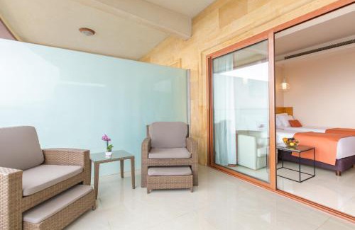Kfar Yassine Hotel | BURJ ON BAY Hotel