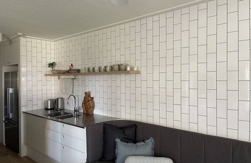 Burleigh Heads Apartamento | BURLEIGH BEACH TOWER - Unidad renovada en planta baja