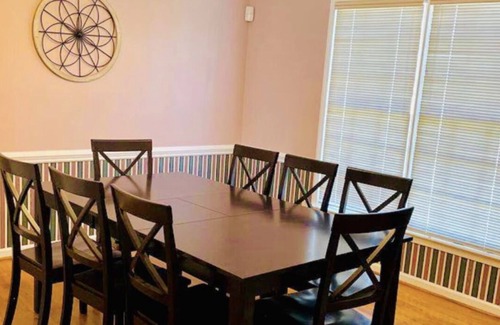 Burlington Casa | Burlington Retreat near Elon