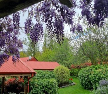 Lowburn Casa | Burn Cottage Retreat