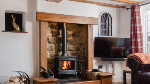 Scawton Casa | Burn Cottage - with Hot Tub