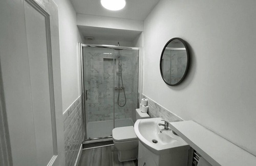 Slough Chalet De Esquí | Burnham/Slough Spacious Four Bedroom House