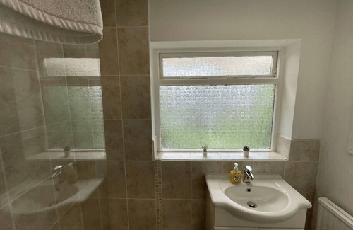 Slough Chalet De Esquí | Burnham/Slough Spacious Four Bedroom House