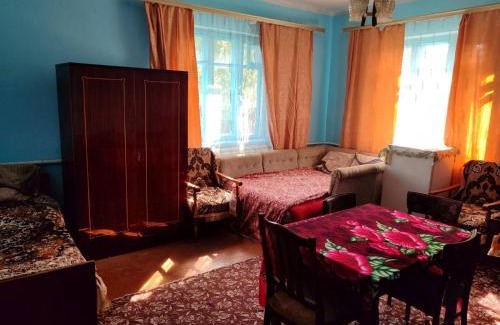 Volyn Oblast Casa | Burshtyn