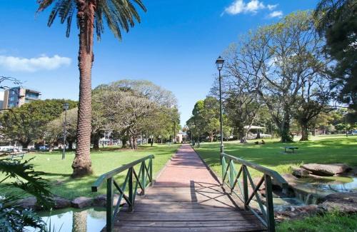 Burwood Casa | Burwood Quiet Central Stay