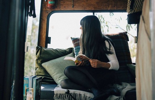 Dysart Cabina | Bus & Hot Tub – Secluded Eco Forest Retreat