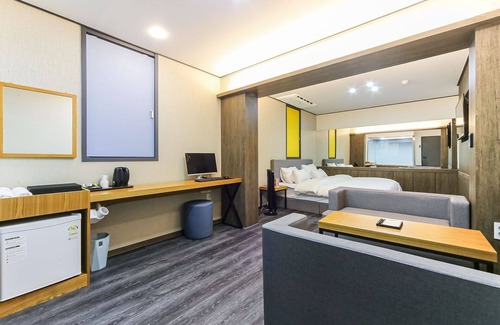 Gangseo District Hotel | Busan Myeongji BM Hotel