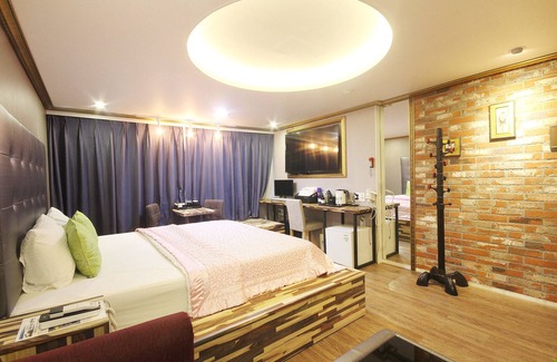 Gangseo District Hotel | Busan Myeongji Martin