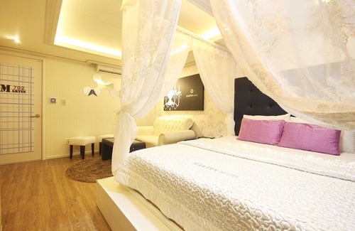 Gangseo District Hotel | Busan Myeongji Martin