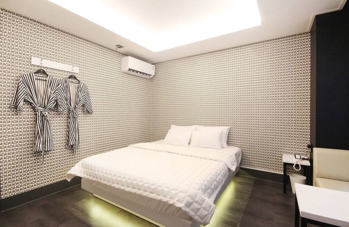 Gangseo District Hotel | Busan Myeongji Zeta Hotel