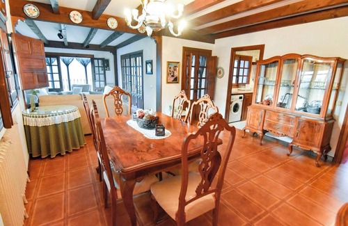 Santa Cruz del Valle Cabaña | Buscas una escapada de ensueño,Casa Rural El Mirador del Pico Apta para mascotas