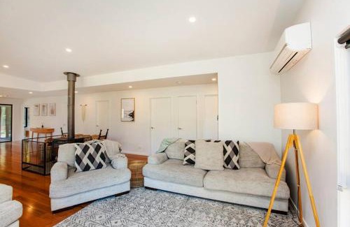 Adventure Bay Casa | Bush and Beach Family Retreat