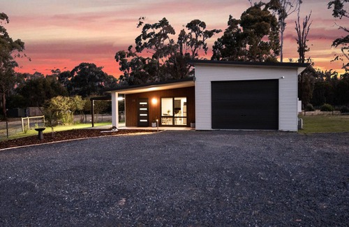 Port Sorell Casa | Bush to Beach Getaway